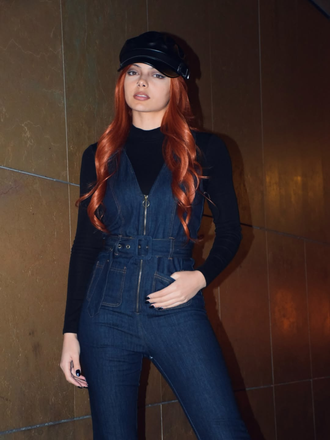 Combinaison bleue évasée en jean avec col années 1970