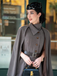 [Prévente] Veste à revers avec cape amovible et ceinturée années 1940