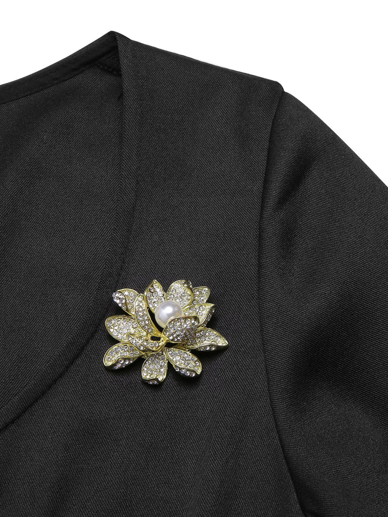 Robe portefeuille asymétrique léopard noire des années 1960 à ourlet brut