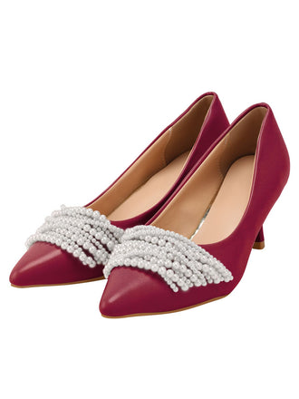 Chaussures à talons hauts pointues en cuir et perles avec perles